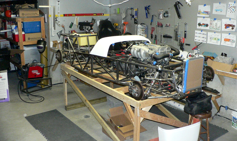 Gas tank and radiator are in!
